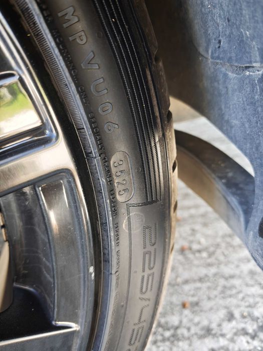 Джанти с гуми 225/45/18  5/112 Нови