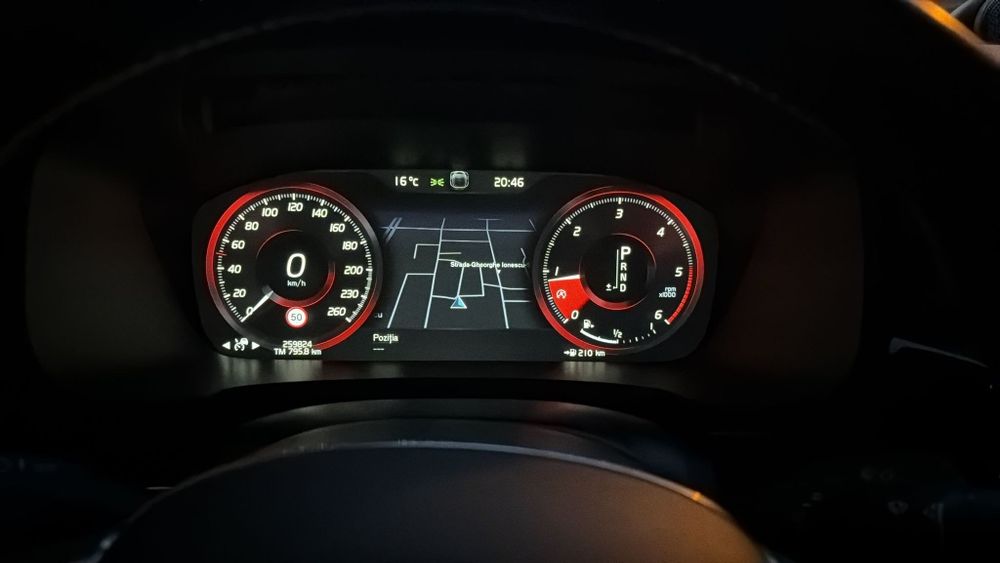 Vând Volvo D90, D4 , recent adusa Germania și înscrisă în România, dețin fiscal , toate schimburile făcute , detin factura!