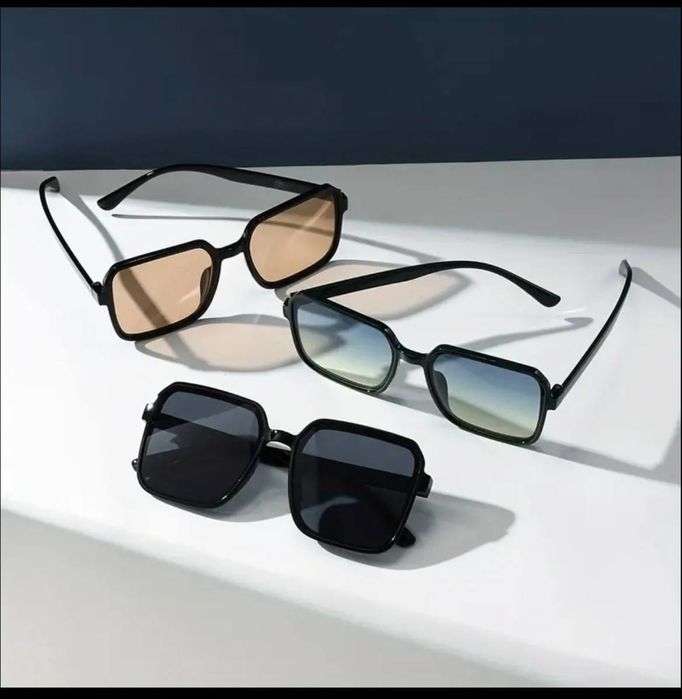 Очки солнечные, модные