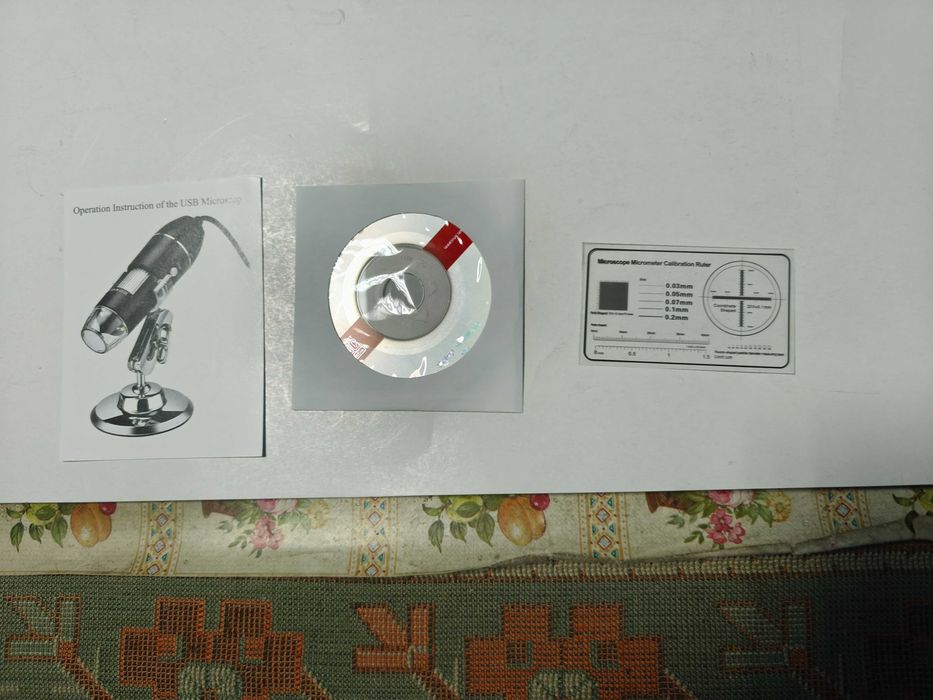 Microscop digital cu zoom si iluminare USB 1000x