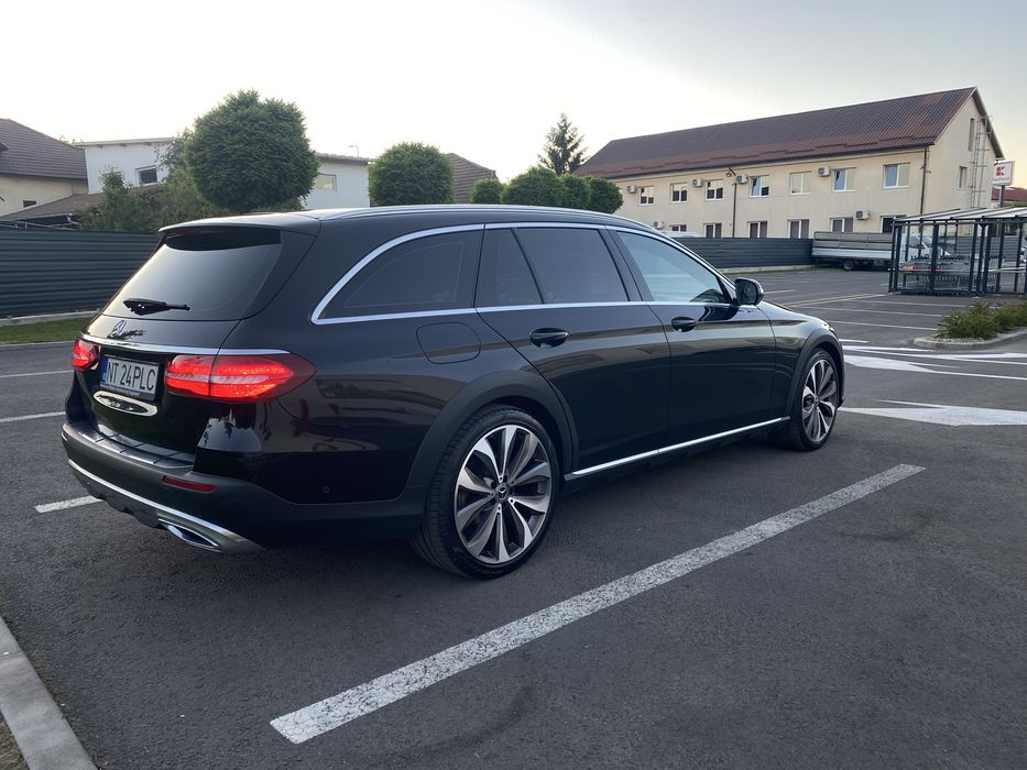 Vand Mercedes E220d / All Terrain / 4MATIC / 9G-tronic