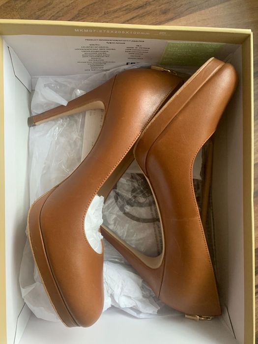 Pantofi cu toc Michael Kors