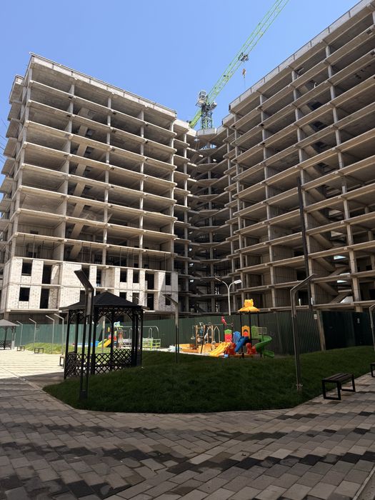 Продается своя квартира 35 квадратов на улице Чинабад