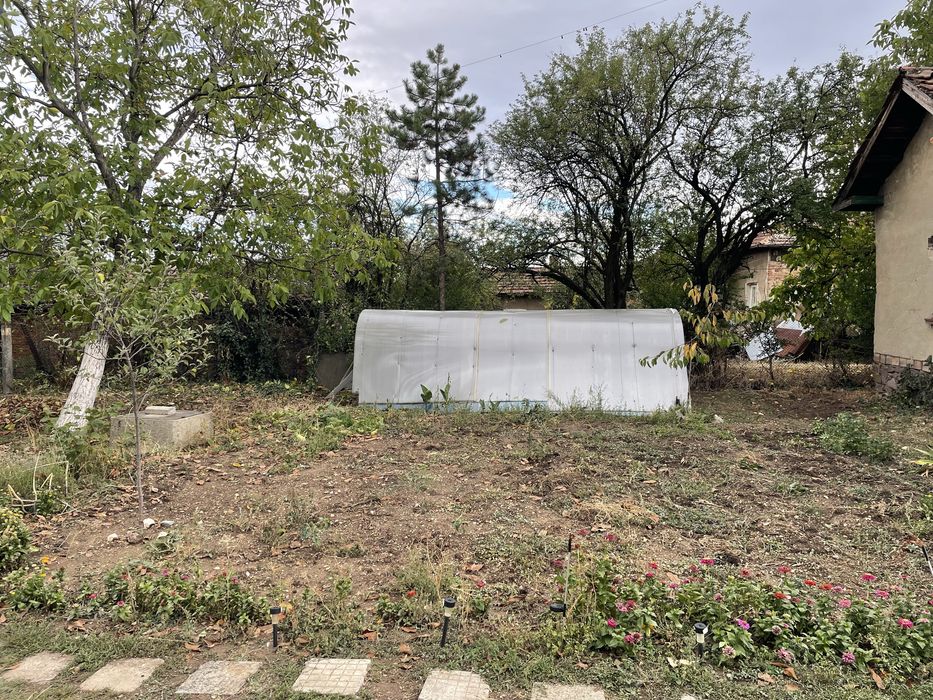 Къща в с. Вакарел