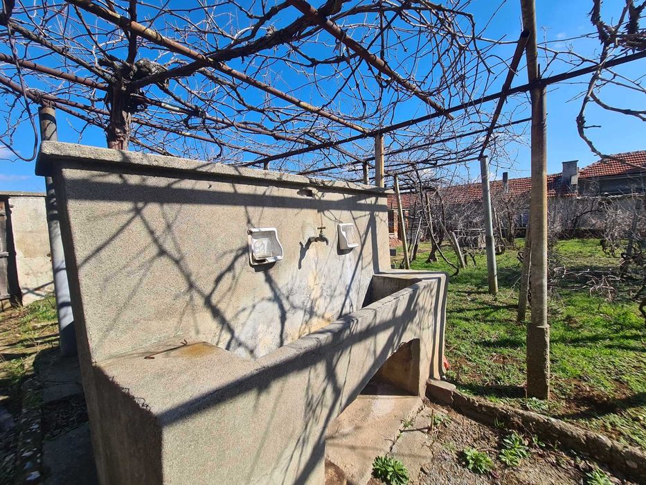 Продава се Къща в с. Крепост, Област Хасково - 330 кв.м за 186 €/кв.м - Снимка #17