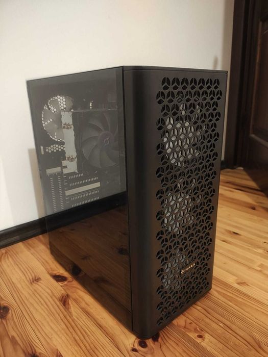 Desktop PC 64GB DDR4, 1000W Gigabyte 80+ gold Fara Placa Video