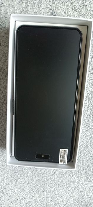 Нов Смартфон с Android 15