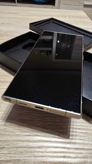 Samasung S24Ultra 256GB