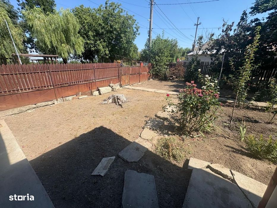 Casă 90 mp + teren 826 mp, lângă parc și lac – Fundeni