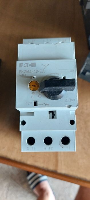 Contactori de 15 kw ,80kw si 90 kwSenzor Baumer GCA5 -PMO47.RAN.C50.A