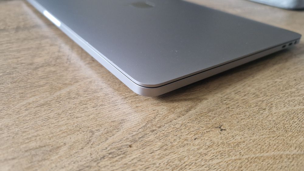 Macbook Pro 2020 A2251 Space Gray