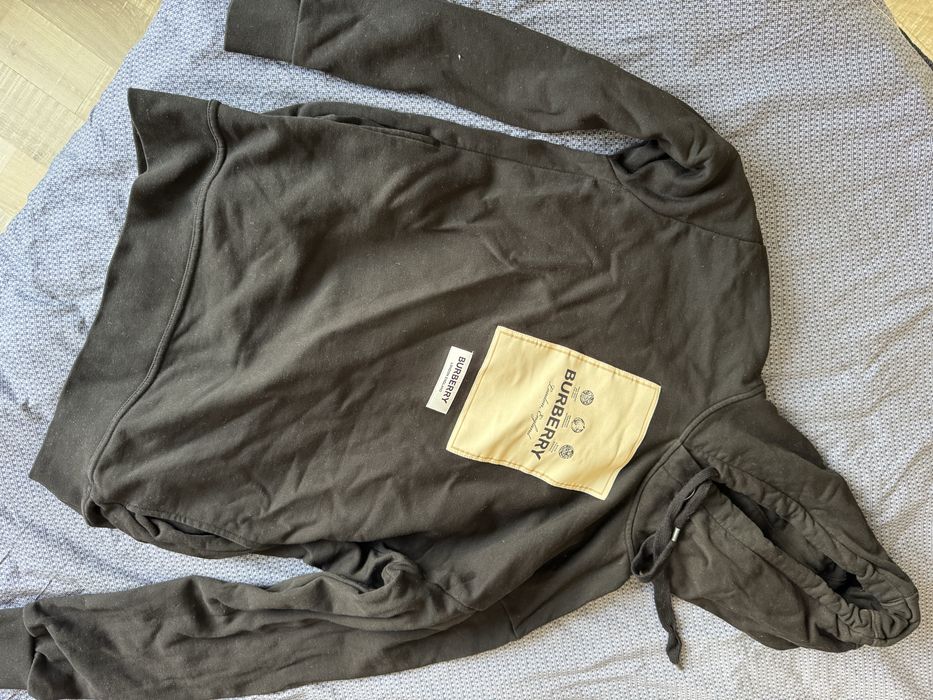 Суичър на burberry  Хл