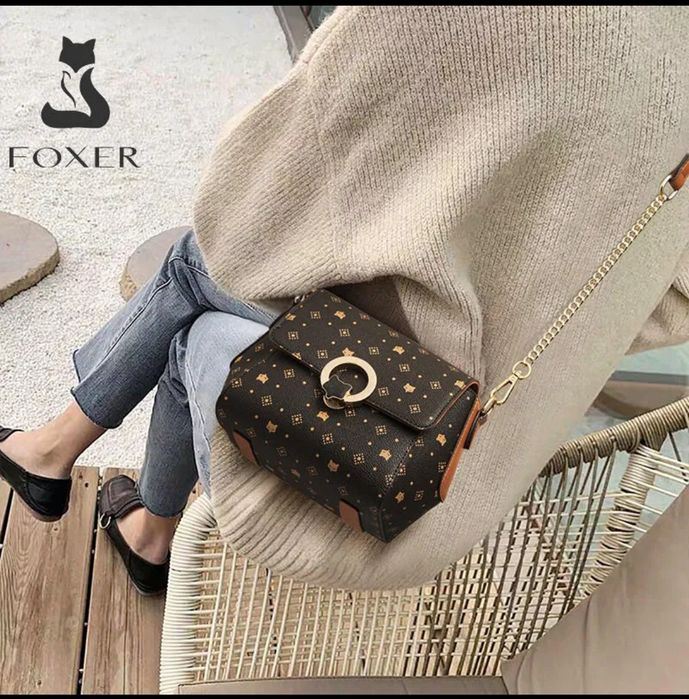 Сумочка от бренда FOXER