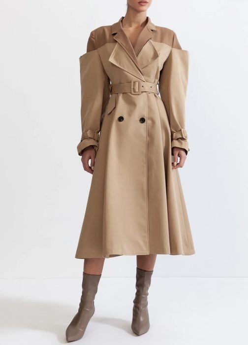 Trench cu umeri dubli s