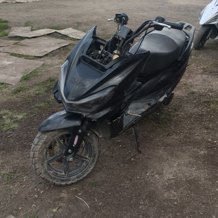 Продам - обменяю Макси 180 куб