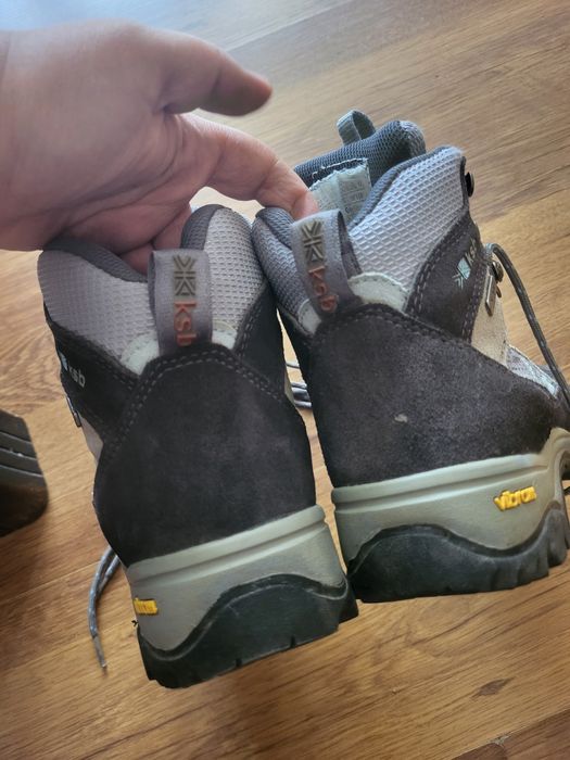 Туристически обувки