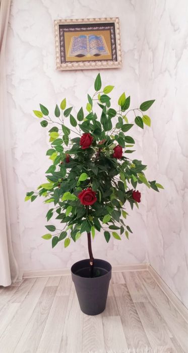 Исскуственные цветы дерева