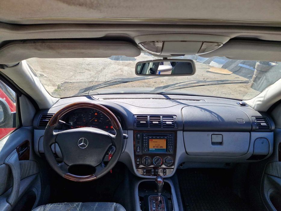 Mercedes ML270CDI W163 теглич ксенон навигация  автоматик НА ЧАСТИ!