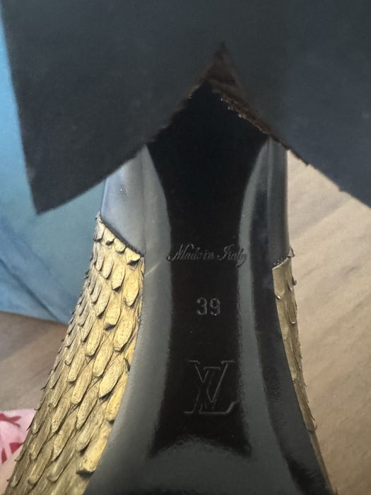Cizme Louis Vuitton
