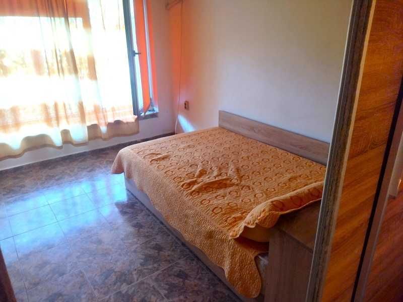 Продава се Тристаен апартамент в Варна, Бриз - 78 кв.м за 1077 €/кв.м - Снимка #9