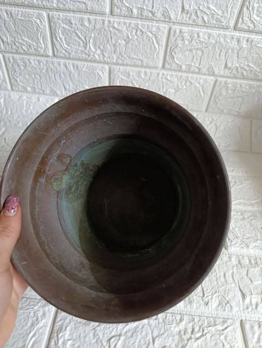 Стара бакърена кашпа