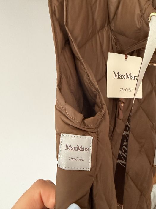 Тенискa Replay,Liu Jo,Guess, Max Mara, Disel