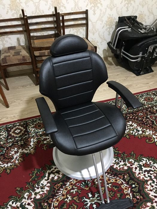 saltarosh tish doxtr kreslosiga koja qoplimza harxil dizaynda