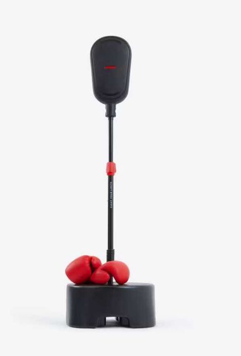 Детска боксова круша в комплект с ръкавици първи тренировки по бокс