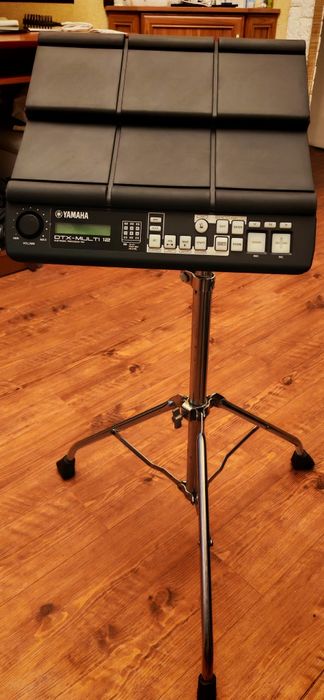 Продам Dtx 12 multi в идеальном состоянии со стойкой и педалью.