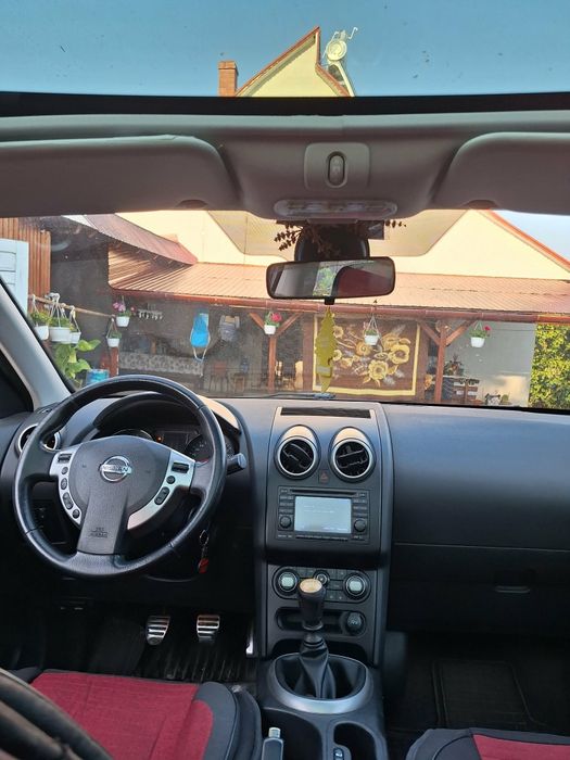 Vând  Nissan Qashqai  j10