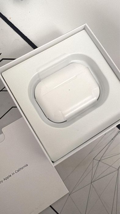 A Airpods Pro 2