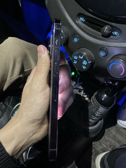 Iphone 14 pro max 128 gb yomkost 85  2 ta simkartali