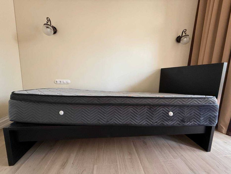 Кровать односпальная IKEA MALM 200*90 + реечное дно LUROY + матрас