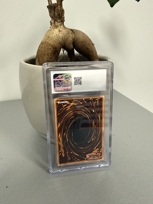 YuGiOh карта - Black Luster Soldier - CGC / Ultra rare card