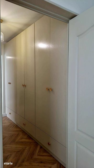 2 camere Pitești , RENOVAT / MOBILAT / UTILAT , Amplasament DEOSEBIT