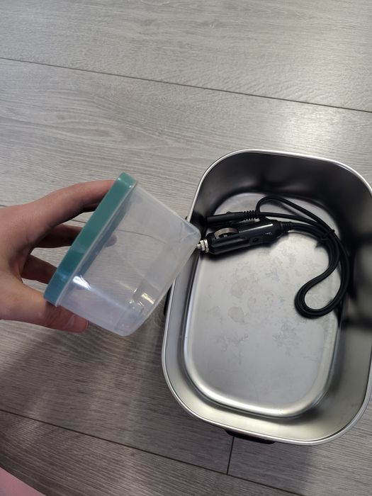 Ланчбокс с приборами