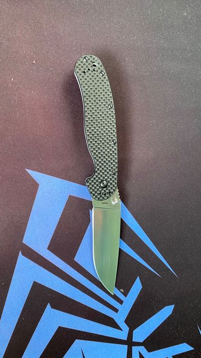 Продавам ножове от коллекция