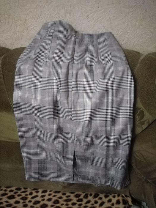 Женская юбка миди