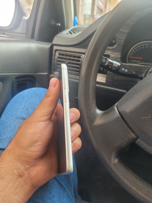 Samsung s21 fe 8/128 ideal