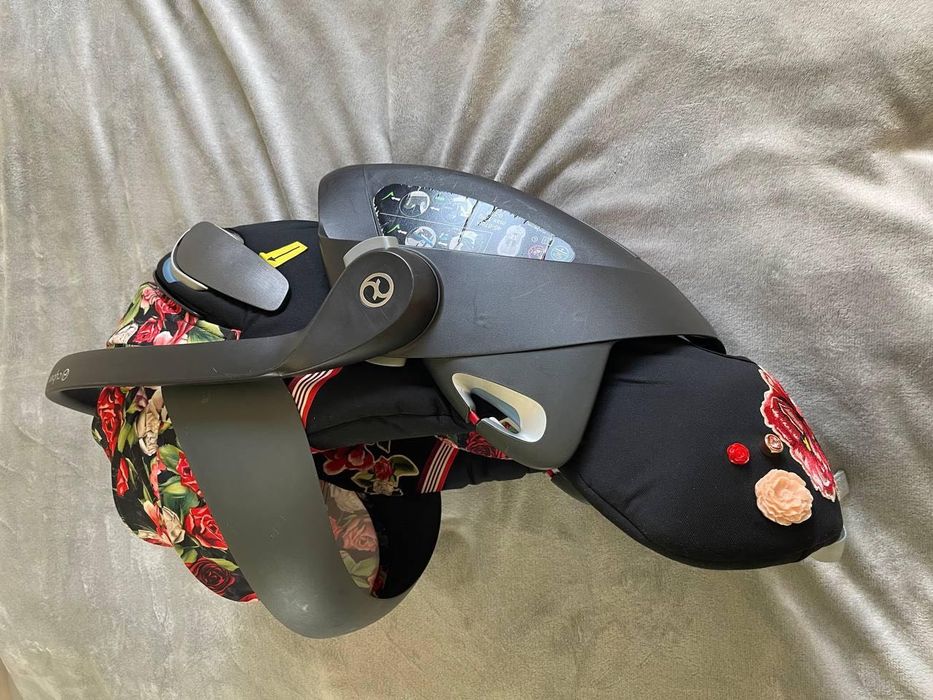 Scaun auto pentru copii Cybex platinum Z I-size
