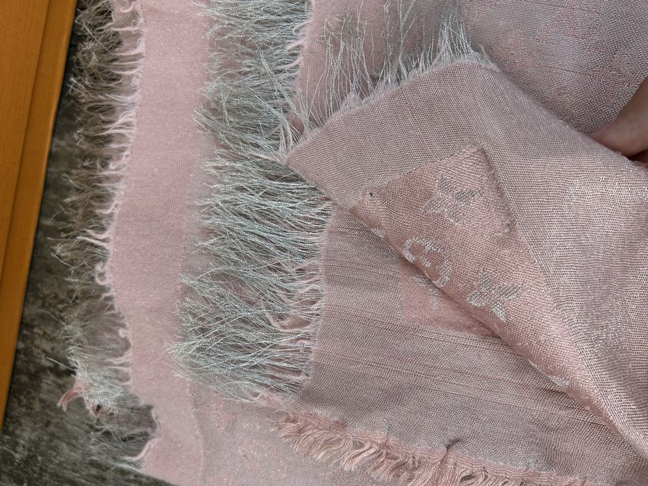 Eșarfă Louis Vuitton