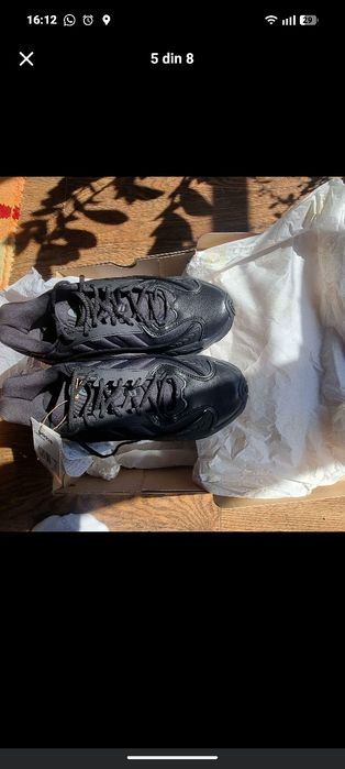 Adidas oznova noi nouti