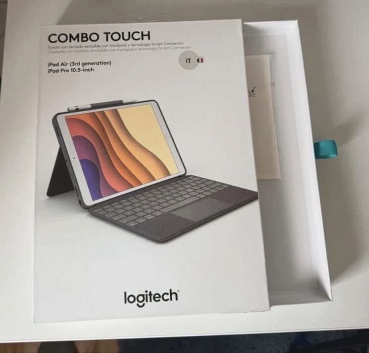 husa cu tastatura ipad logitech