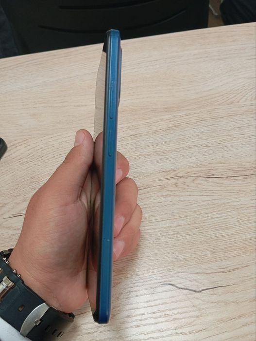 Redmi 12C holati yaxshi