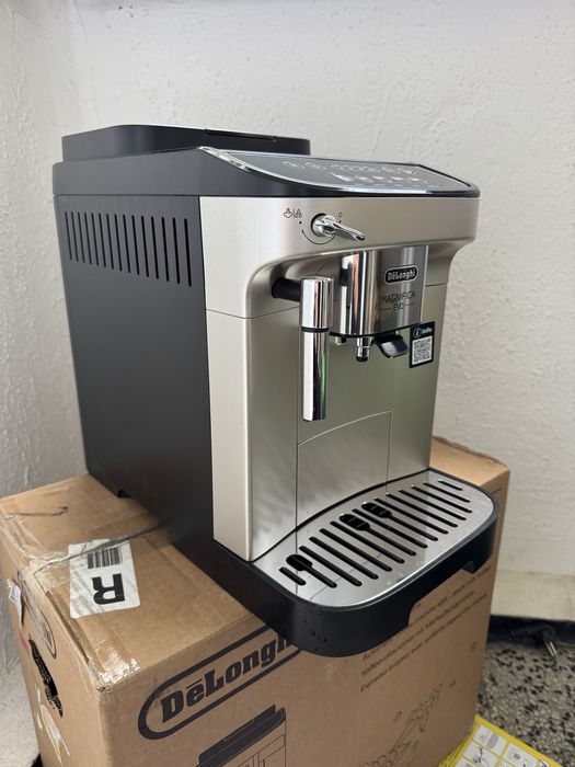 Кафеавтомат DeLonghi Magnifica Evo ECAM292.33.SB, Автоматична Кафемашина 1450W, 15 бара!