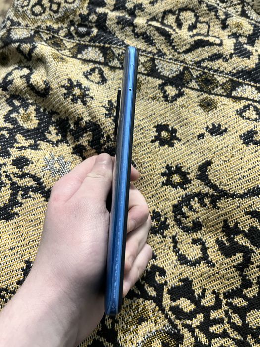 Продам редми 10 в хорошем