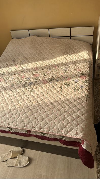 Продам кровать 180*220