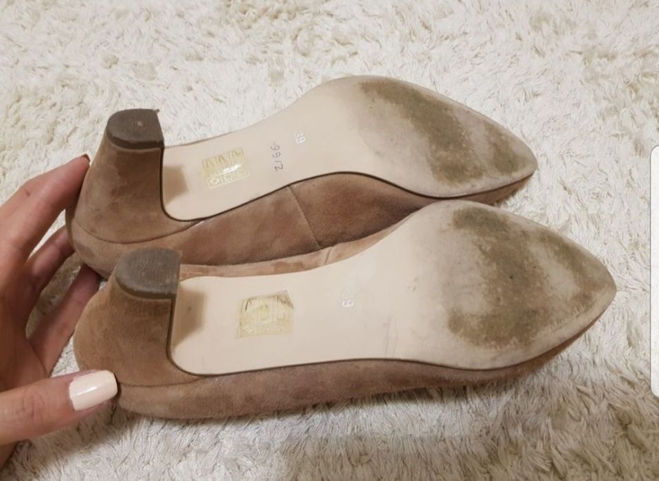 Продам замшевые туфли