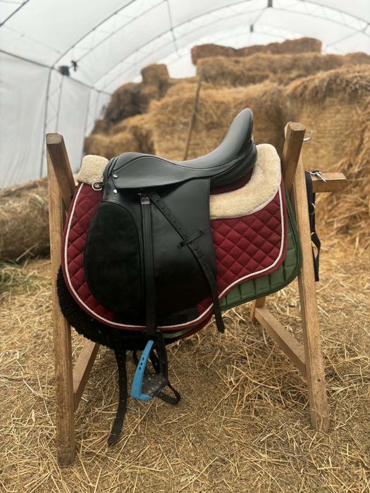 Седло за конна езда