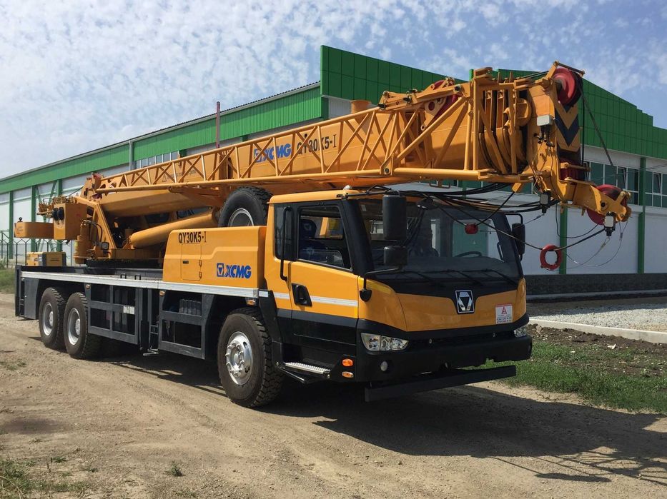 QY30K5_s Автокран XCMG  30 тонн под заказ с растамошкой !